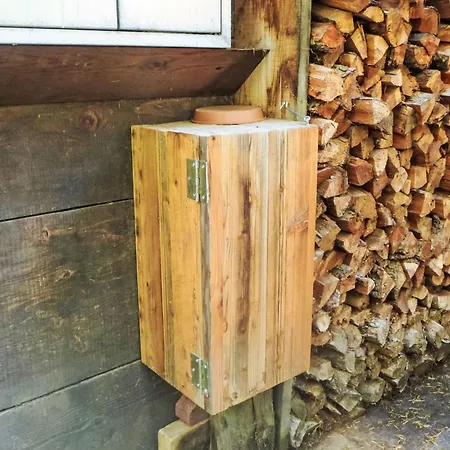 Laetthaus Rot By Interhome Nyaraló *