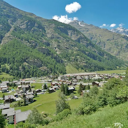 Laetthaus Rot By Interhome *