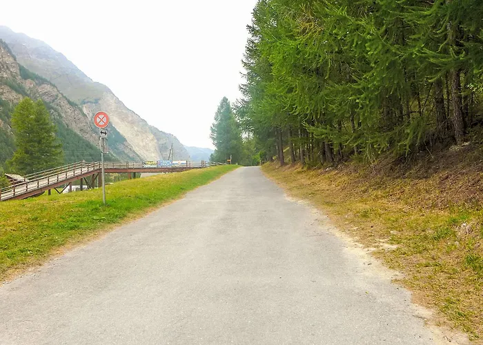 Laetthaus Rot By Interhome *