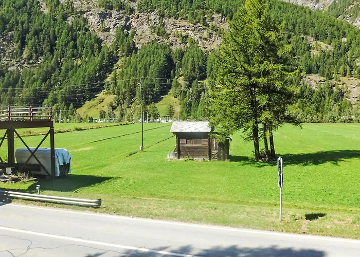 Laetthaus Rot By Interhome * Tasch