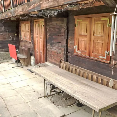 Сasa de vacaciones Laetthaus Rot By Interhome *