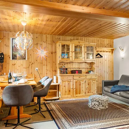 Сasa de vacaciones Laetthaus Rot By Interhome Täsch