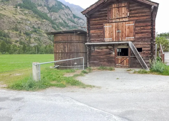 Laetthaus Rot By Interhome Nyaraló Täsch